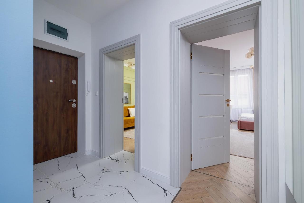 Starowislna Elegant With Air Conditioning Kazimierz Cracow By Renters Prestige * Krakau