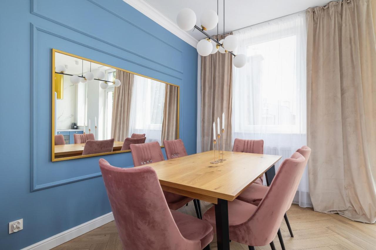 Starowislna Elegant With Air Conditioning Kazimierz Cracow By Renters Prestige Apartment Krakau